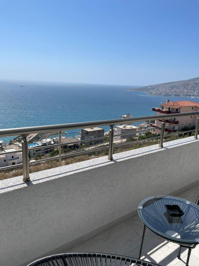Helen'S Seaside Resort Sarandë Exteriör bild